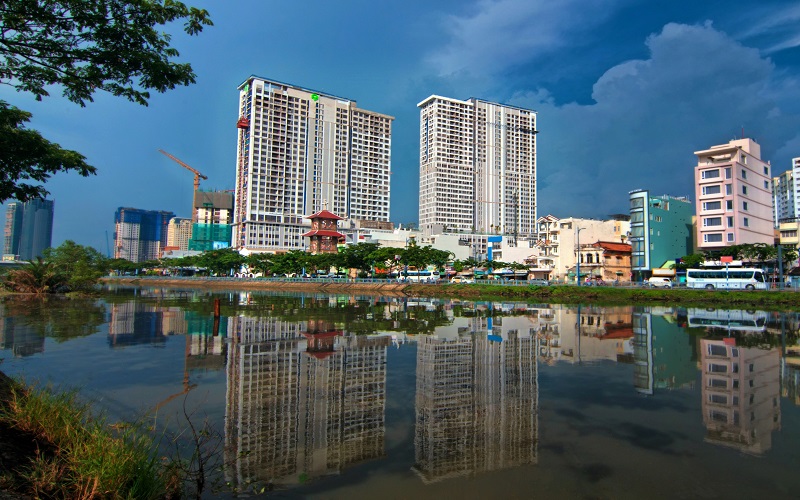 River Gate Residence