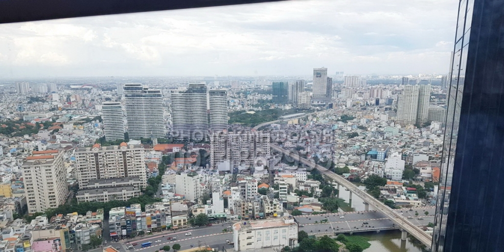 Bán căn hộ Vinhomes Golden River Aqua 2 căn số 6 46m2 1 phòng ngủ view L81