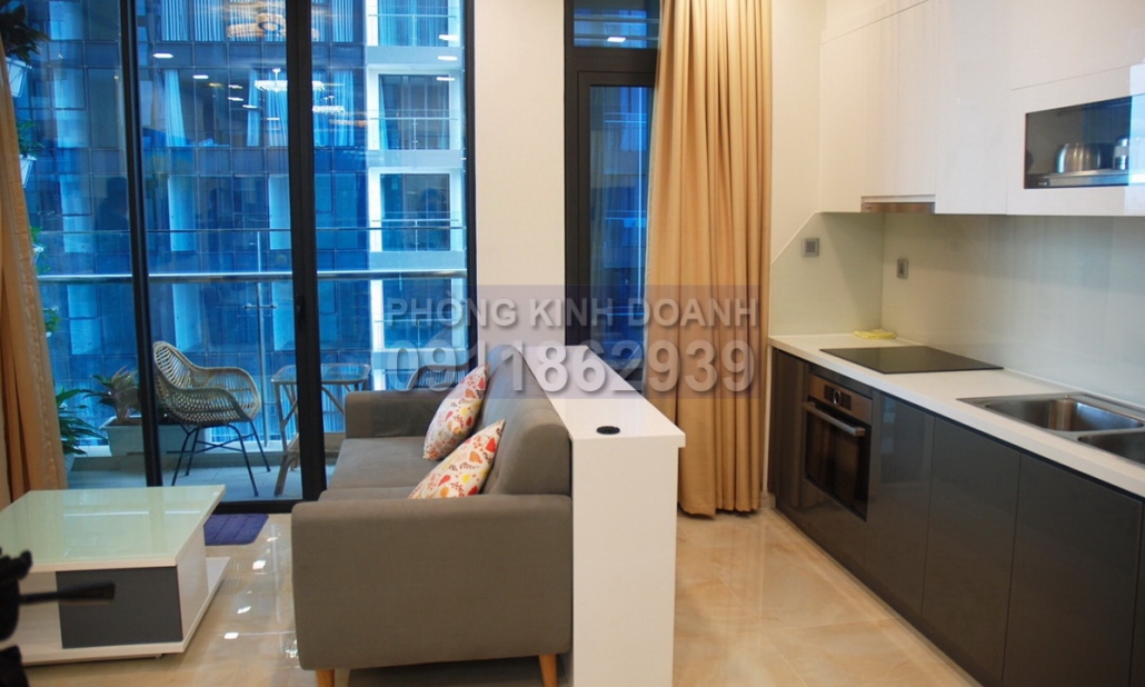 Vinhomes Golden River bán Aqua 2 căn hộ số 1 68m2 2 phòng ngủ view sông