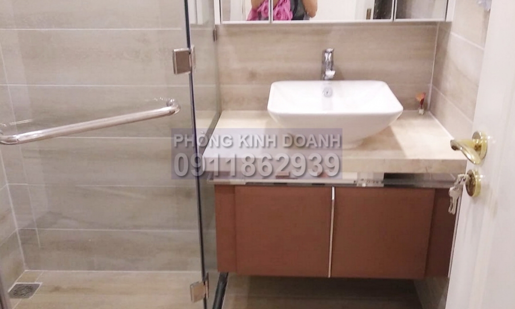 Vinhomes Golden River bán A3 căn hộ số 12 68m2 2 phòng ngủ view Bitexco