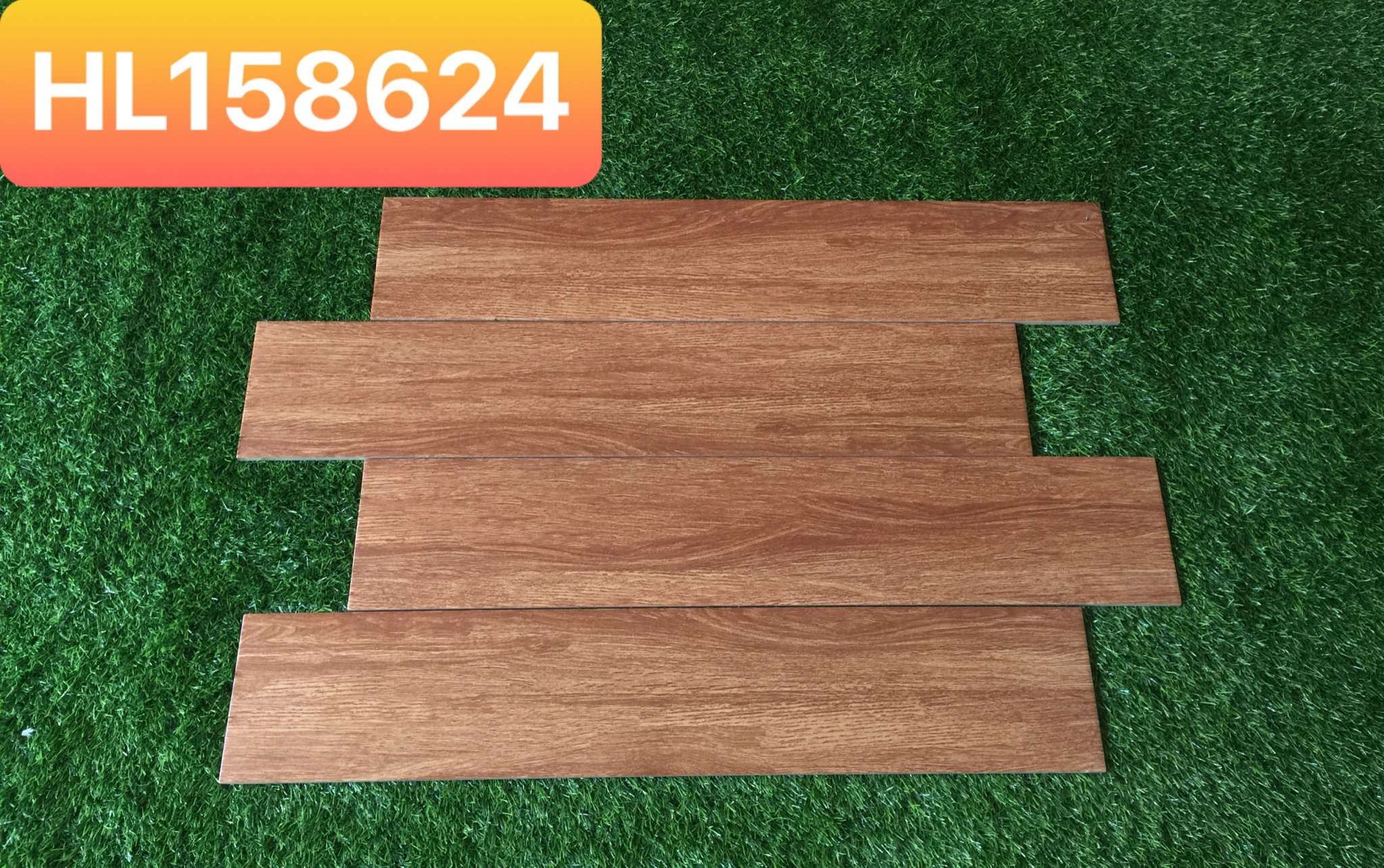 gach gia go 15x80