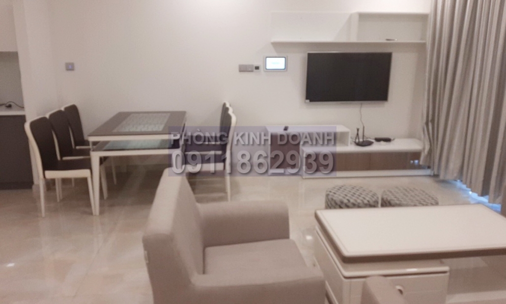 Vinhomes Golden River cho thuê view sông 2 phòng ngủ lầu 11 A1 full nội thất